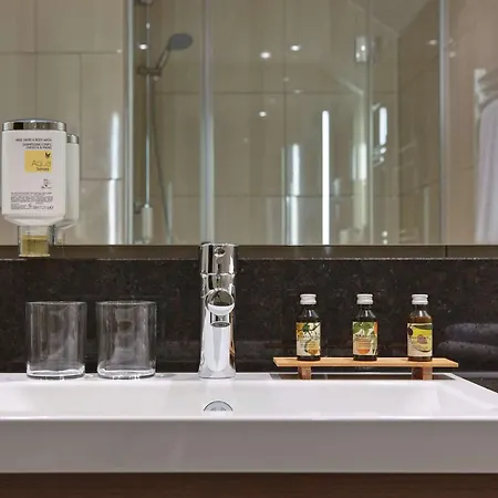 Intercityhotel 4*