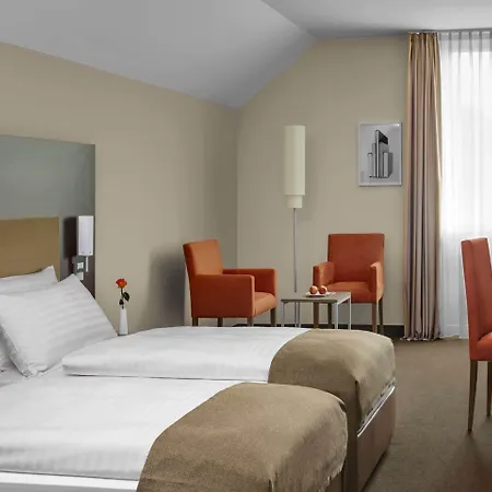 מלון Intercityhotel דארמשטאדט