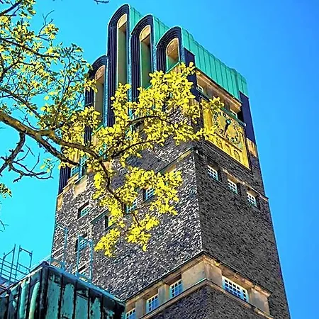 Intercityhotel Hotell 4*
