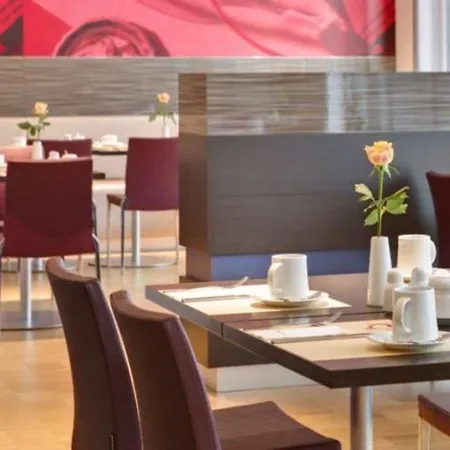 Intercityhotel 4*