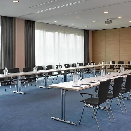 Hotell Intercityhotel Darmstadt